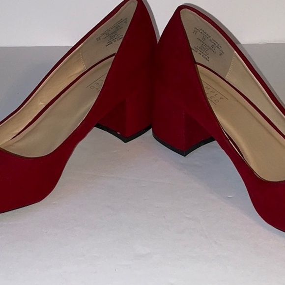 Simply Styled, Red Suede-Like Pumps, 9.5 - Picture 3 of 11